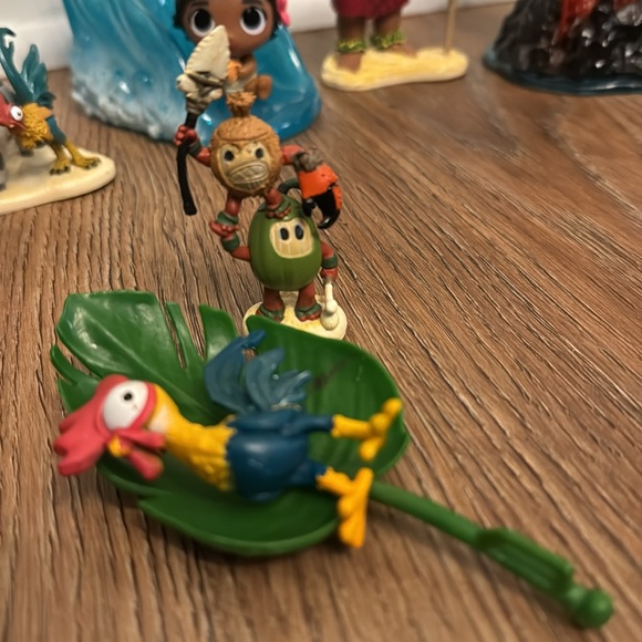 Disney’s Moana Toy Figure Set - Picture 9 of 11